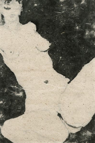 Dessin aux fusains et encre de Sophie Sainrapt, femme nue